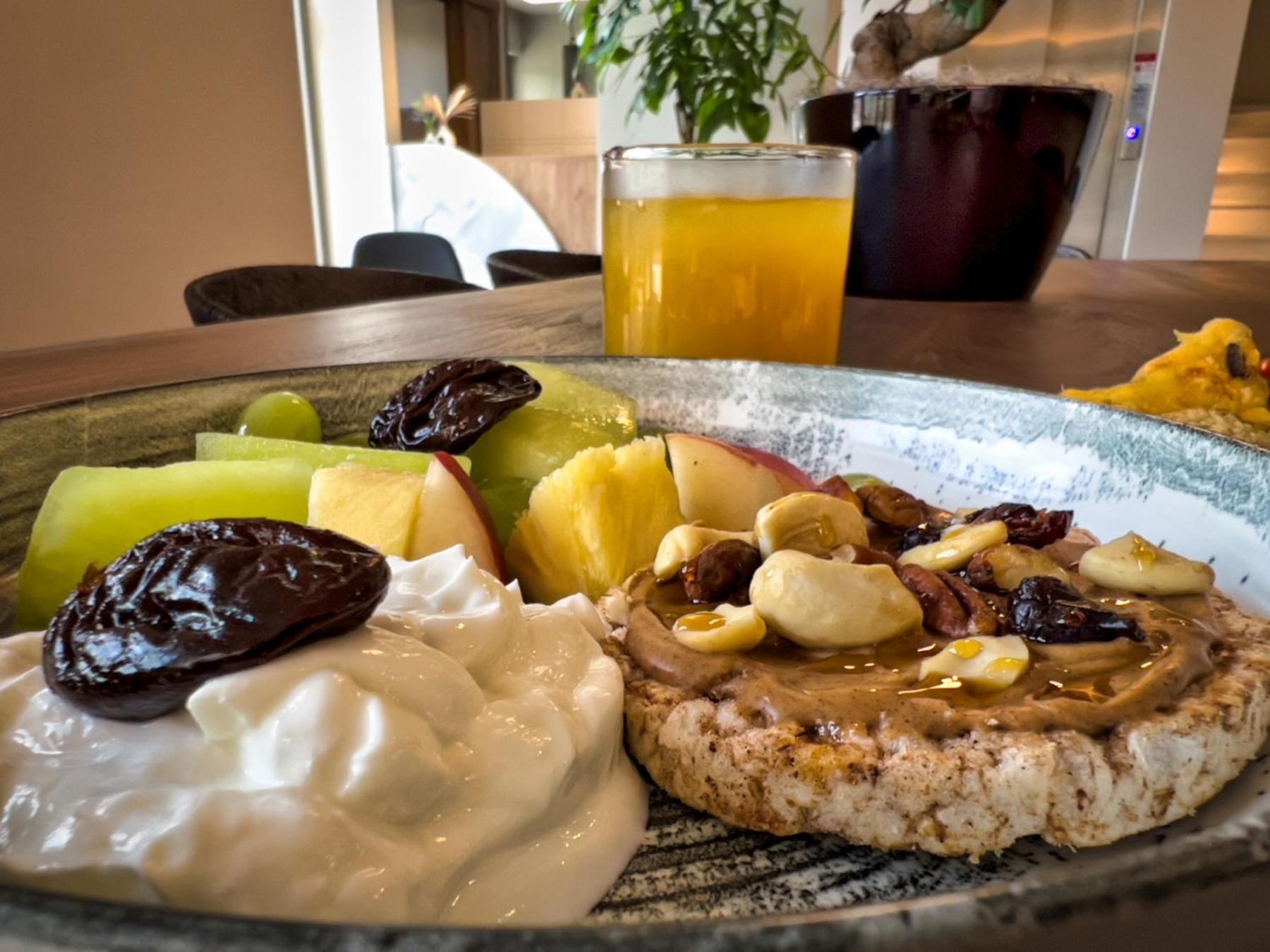 Wellnest Hotel Atene Esterno foto
