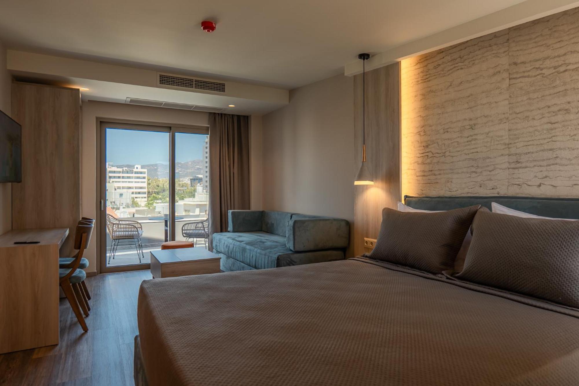 Wellnest Hotel Atene Esterno foto