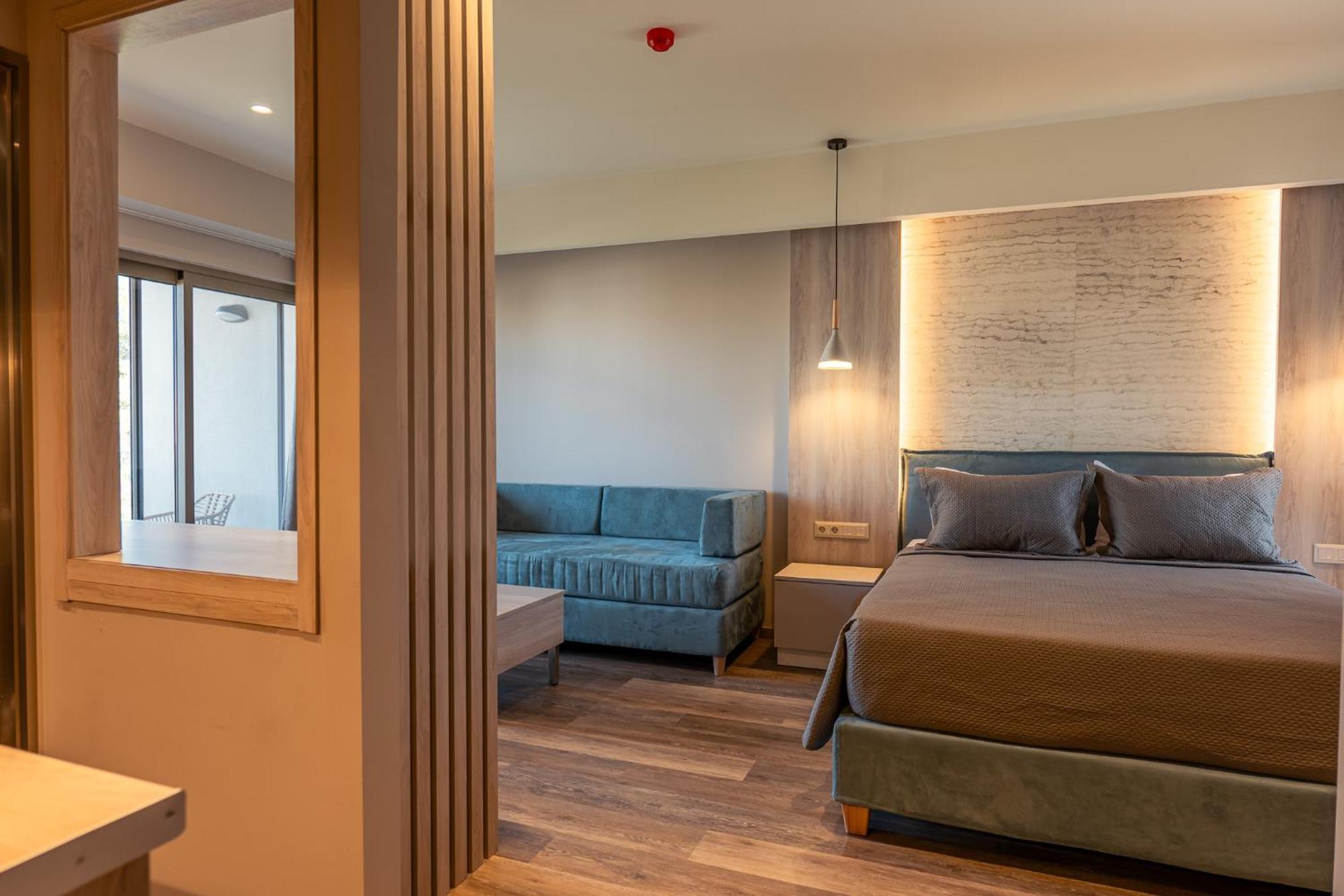 Wellnest Hotel Atene Esterno foto